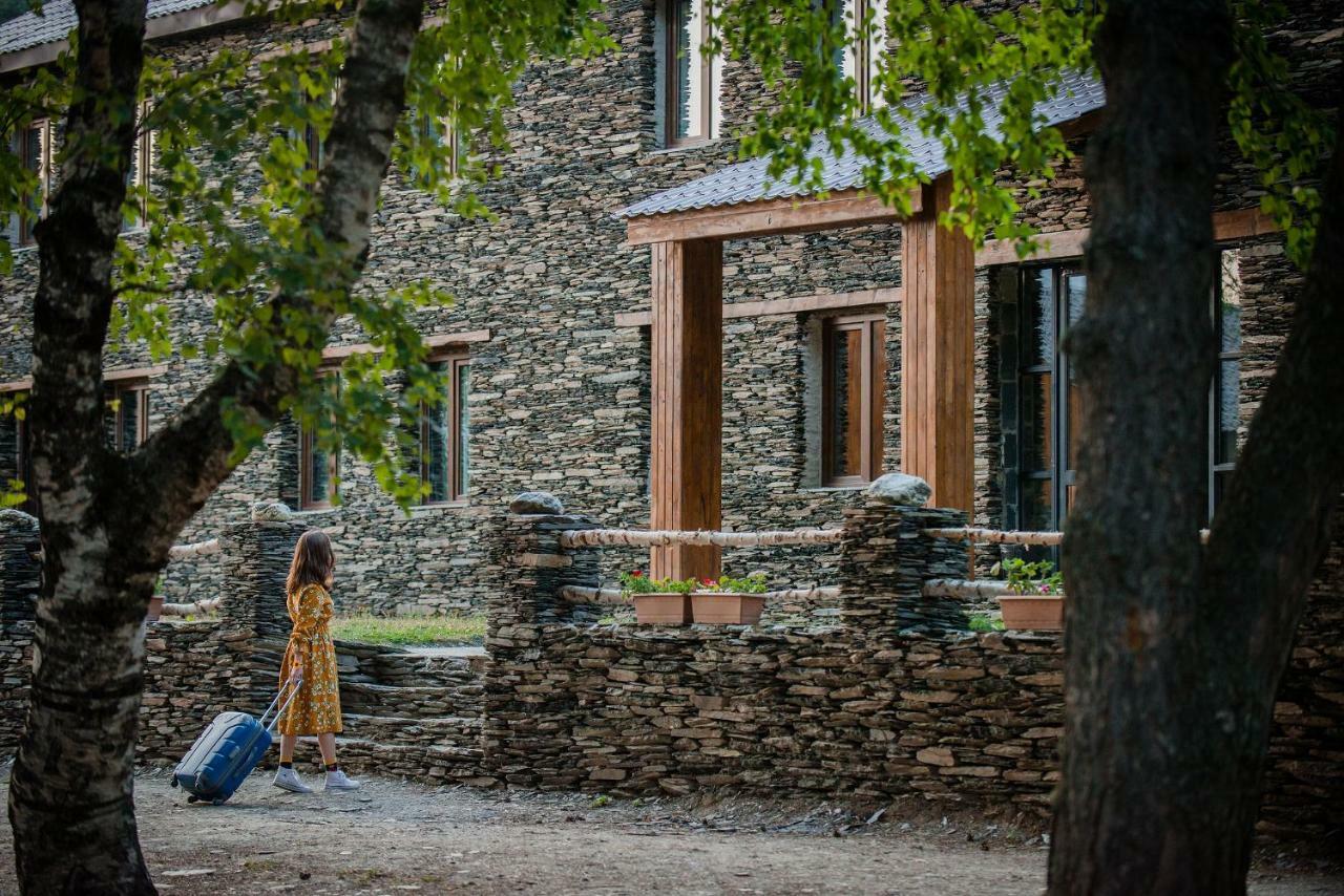 Hotel Complex Nabadi Омало Экстерьер фото