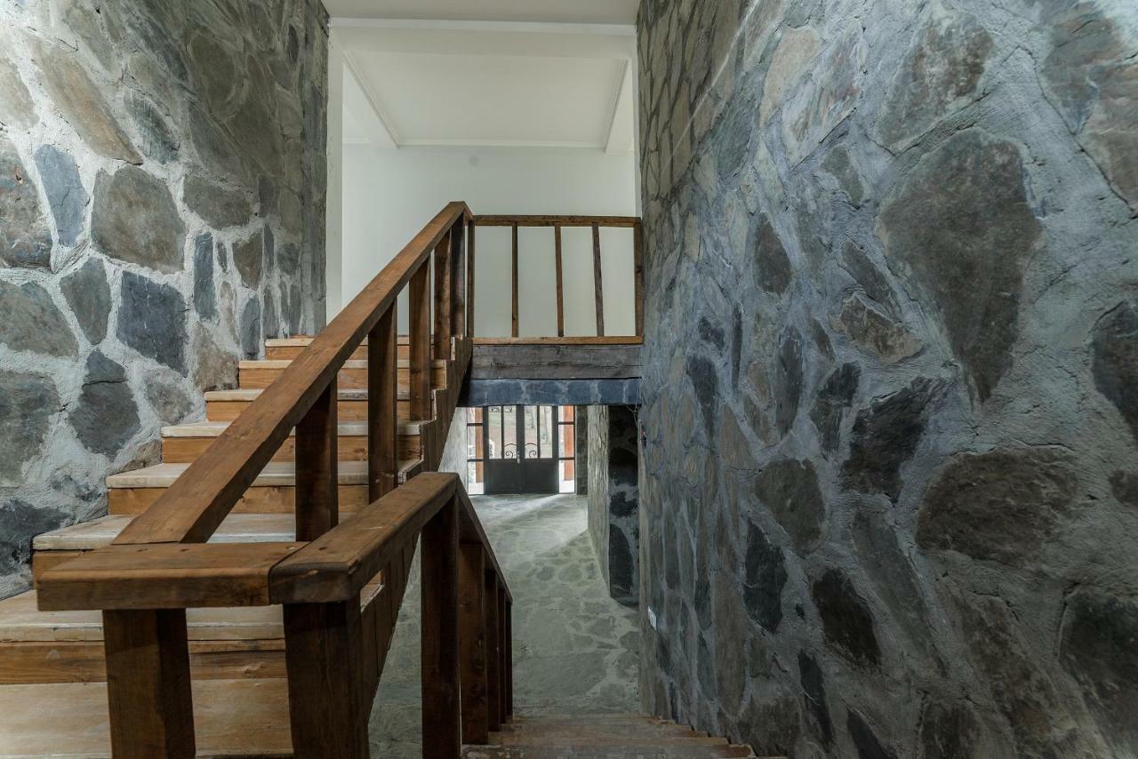 Hotel Complex Nabadi Омало Экстерьер фото